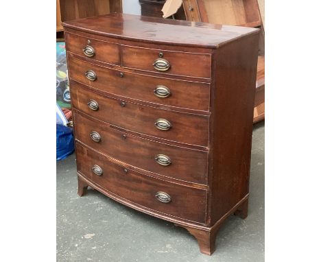 A 19th century mahogany bowfront chest, two short over four graduating drawers, on swept bracket feet, 105x52x114cmH 