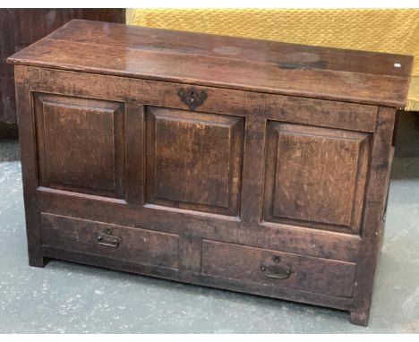 An 18th century oak three panel mule chest, two drawers, 122x51x74cmH 