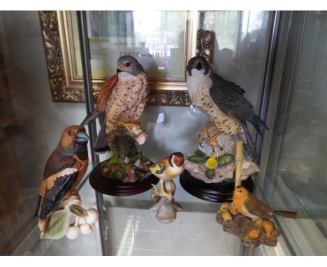 2 good quality large figurines by Country Artist depicting kestrels, both sat on wooden plinths. Also included in the lot are