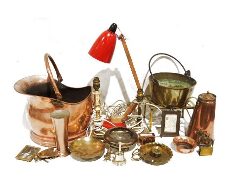 Copper coal bucket, a brass jam pan, a pair of brass table lamps, a vintage anglepoise lamp&nbsp;and assorted china and metal