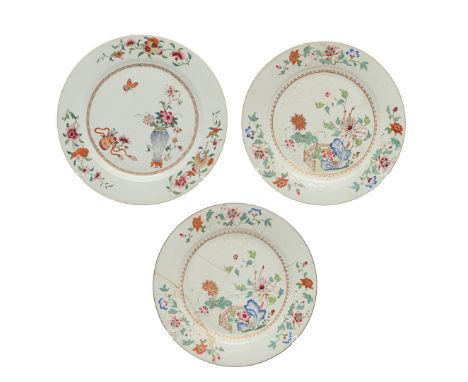 PAIR OF CHINESE CHARGERS & ANOTHER CHARGER. PAIR OF CHINESE CHARGERS & ANOTHER CHARGER. Qianlong period, including a pair of 