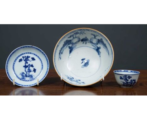 An 18th century Nanking ceramic bowl, with blue and white interior and brown exterior, sticker to the base reads Christie’s L