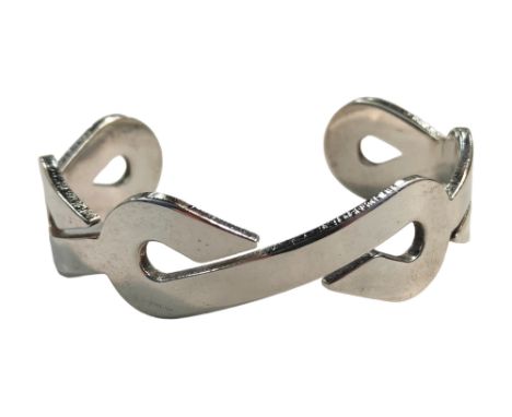 DESIGNER NEWBRIDGE CUFF BANGLE - BOXED 