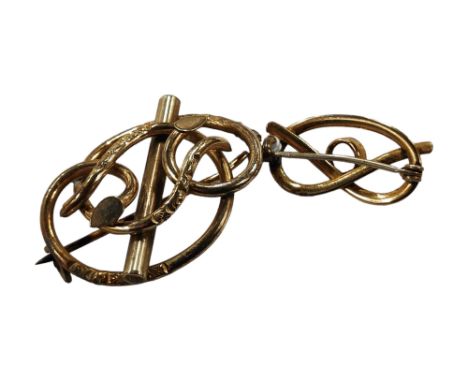 2 X VICTORIAN GOLD COLOURED BROOCHES, ONE SET WITH AMETHYST 