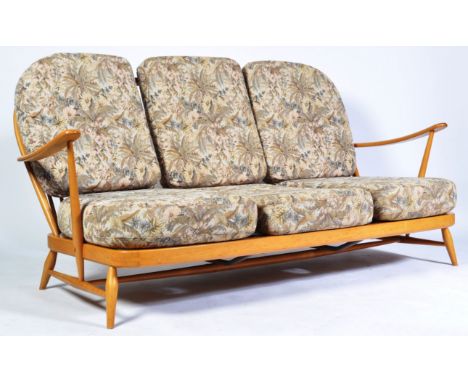 Lucian Ercolani - Ercol - Windsor -&nbsp; 203/3 - An original 1960's retro vintage beech and elm three seater sofa settee hav