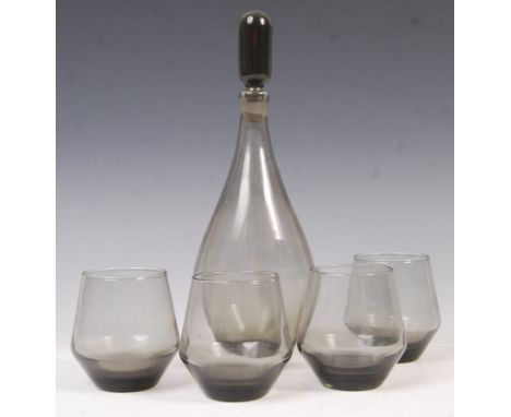 A 20th Century vintage retro dusk studio art glass decanter and drinks glass set consisting of tall decanter with elongated l