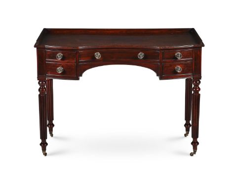 A REGENCY MAHOGANY DRESSING TABLE ATTRIBUTED TO GILLOWS, CIRCA 1815 82cm high, 112cm wide, 55.5cm deep  This dressing table w