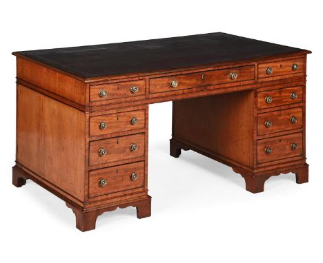 Y A GEORGE III MAHOGANY PARTNER'S PEDESTAL DESK CIRCA 1800 With a gilt tooled leather inset top, the central drawer with a hi