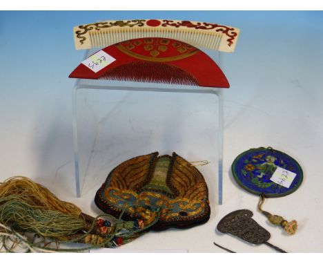 A CHINESE TURQUOISE SILK PURSE EMBROIDERED AS A CRICKET, THREE OPIUM TOOLS ON WHITE METAL CHAIN, A BLUE ENAMEL YIN AND YANG P