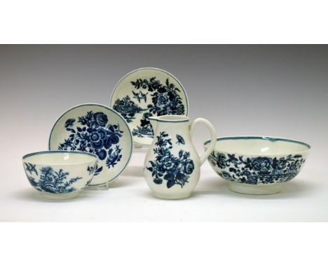 18th Century Worcester blue and white transfer printed jug decorated with the Three Flowers pattern, 11.5cm high, a similarly