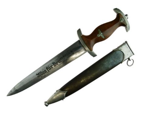 Third Reich S.A. (Storm Troopers) dagger by 'Aesculap, Tuttlingen', double edged blade 22cm, wooden grip with SA badge and ea