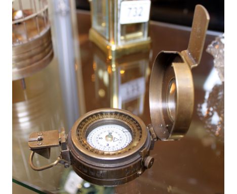 BRASS COMPASS. Brass compass named T&G Co Ltd, D: 6,5 cm