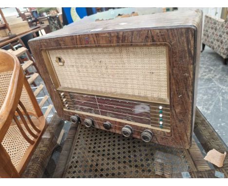 A vintage Phillips radio.