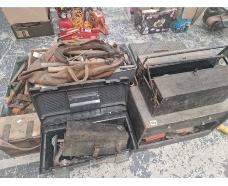 A large quantity of workshop tools etc. 