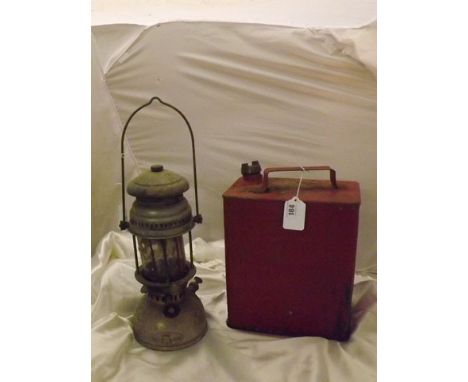 BAT EXTERIOR LAMP & SHELL PETROL CAN EST [£15- £35]