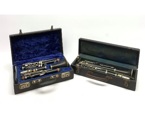 Selmer Studente Console five-piece clarinet serial no.346055 in fitted carrying case; and another cased Selmer Studente Conso
