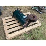 Ceramic heater