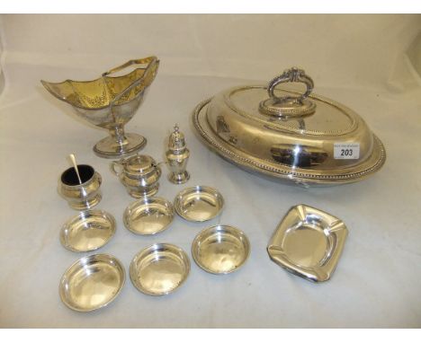 A George V silver three-piece cruet of Art Deco design (by JBC & S Birmingham 1933), together with a set of six silver trinke