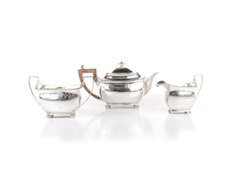 A SCOTTISH THREE-PIECE SILVER TEA SET, GEORGE FENWICK, EDINBURGH, 1807 NOT SUITABLE FOR EXPORT comprising: a teapot, a milk j