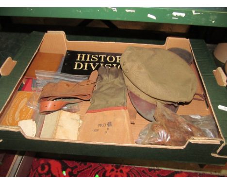 Various World War One United States Army ephemera including Manual of Interior Guard Duty 1914, some letters, History Divisio