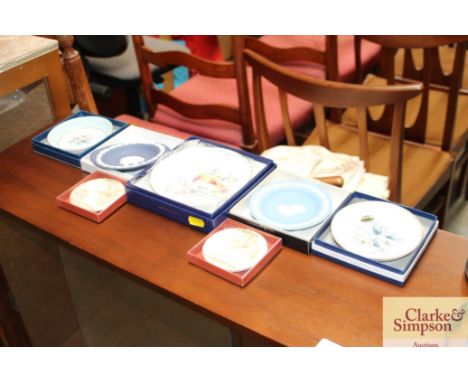 A quantity of boxed porcelain to include Royal Worcester; Jasperware etc