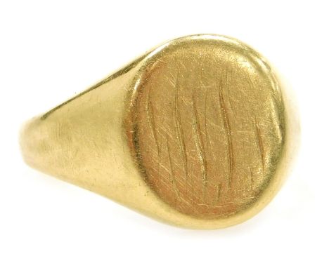 A gentleman's 18ct gold signet ring, monogram engraved, size N, 12.4g.