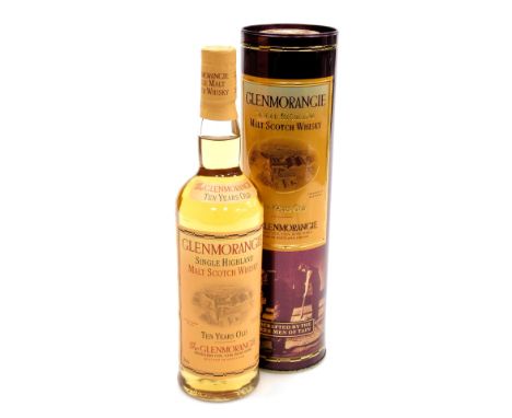 A bottle of Glenmorangie single highland malt scotch whisky, ten years old, cased.
