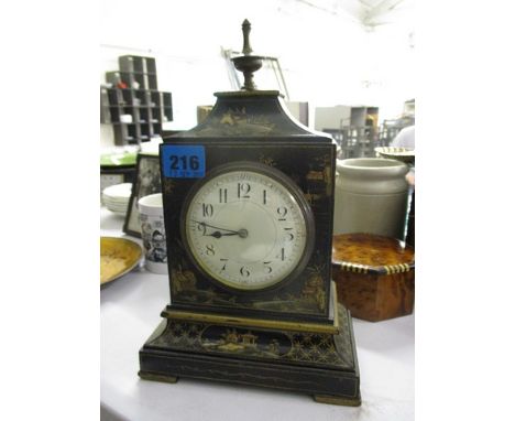 An early 20th century Japanned mantle clock, 10 1/4 h