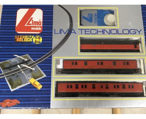 A boxed Lima Royal Mail set with some extra track