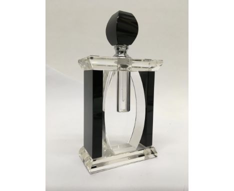 A glass Art Deco scent bottle.