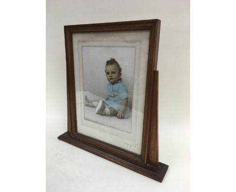 A freestanding Art Deco wooden picture frame, approx 39cm x 38.5cm