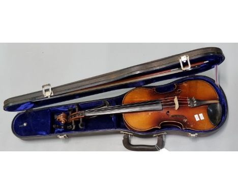 Stradivarius copy student violin in fitted case with bow. (B.P. 21% + VAT)