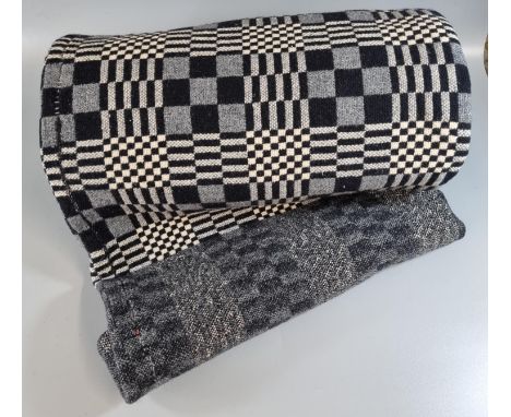 Dark grey ground vintage woollen check design Welsh tapestry blanket. (B.P. 21% + VAT)Seam to centre (narrow loom). No obviou