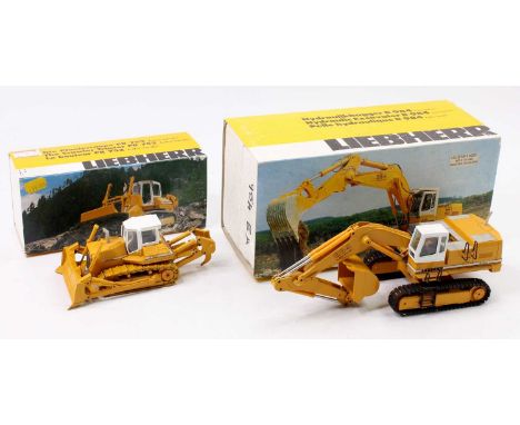 Conrad 1/50th scale Liebherr Construction and Earth Moving Group, 2 examples to include No.2806 Liebherr Litronic Crawler Tra