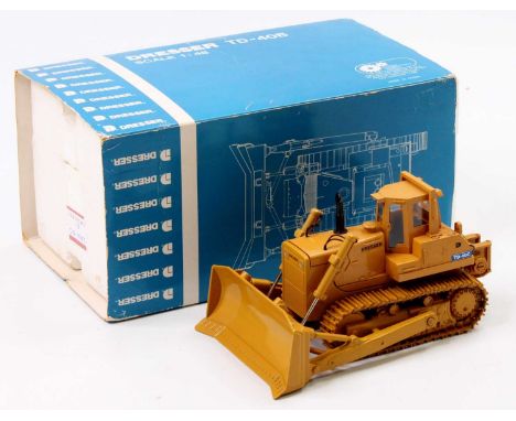 Classic Construction Models 1/48th scale brass and diecast model of a Dresser TD-40B Tracked Bulldozer, in the original polys