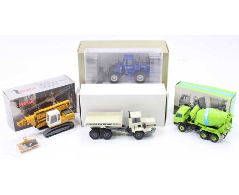 1/50th scale boxed Motoart and Conrad commercial vehicle and construction diecast group, 4 examples to include Motoart Volvo 