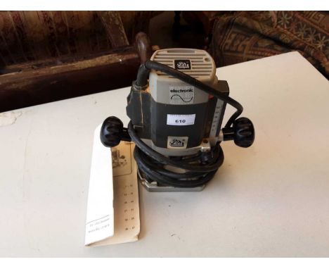Electric router and an electric sander