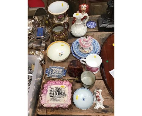 Good collection of 18th and 19th century ceramics, including Worcester bowl, Crown Derby vase, pearlware bowl, Sunderland lus