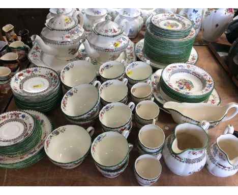 Extensive Copeland Spode Chinese Rose dinner service