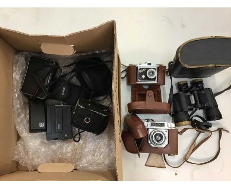 Vintage Halina and Finetta camera plus others and pair of binoculars