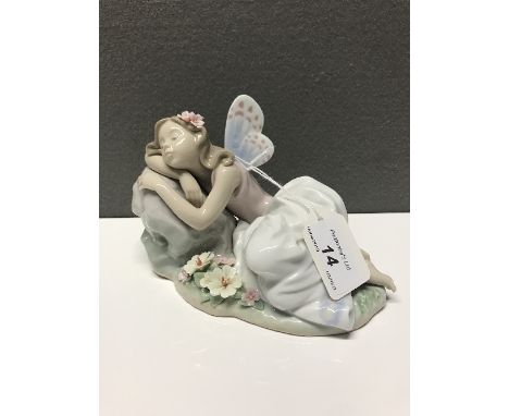 LLADRO FIGURINE 7694 PRINCESS OF THE FAERIES AND BOX