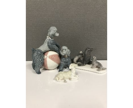 LLADRO FIGURINES X 3 1258 PLAYING POODLES  LAMB AND SEALS