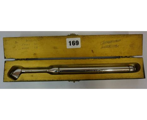 A Vintage Service Tyre Guage by Schrader, 28cm long, with original papers in fitted box