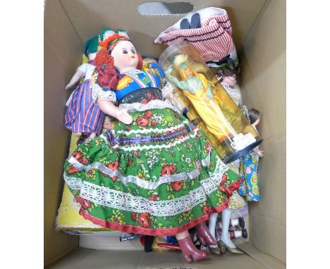 A collection of costume dolls and a Pelham puppet, boxed **PLEASE NOTE THIS LOT IS NOT ELIGIBLE FOR POSTING AND PACKING** 
