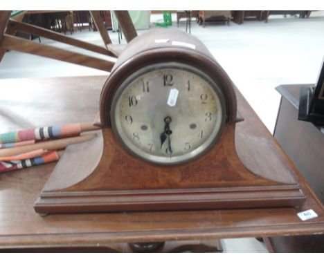 An early 20th Century mantel clock