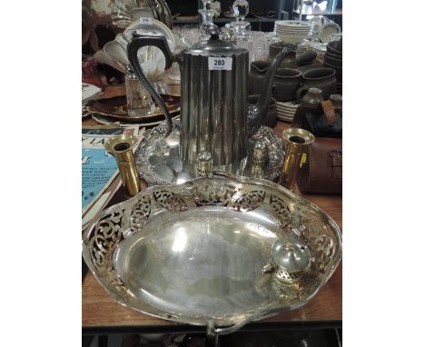 A selection of vintage metal and plated wares