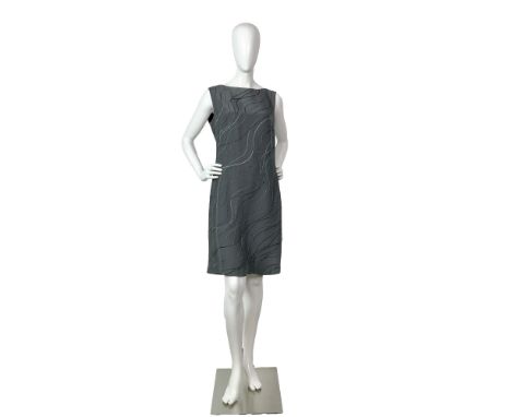 Elegant vintage Antonio Fusco grey sleeveless round neckline cocktail dress with black and silver beads pattern and zipper cl