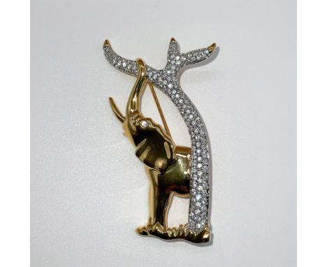 This limited-edition Swarovski brooch was exclusively available to SCS members in 1993, in conjunction with the annual editio