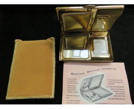 Vintage musical compact, in original case, good condition 