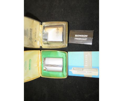 2x Vintage Ronson lighters 